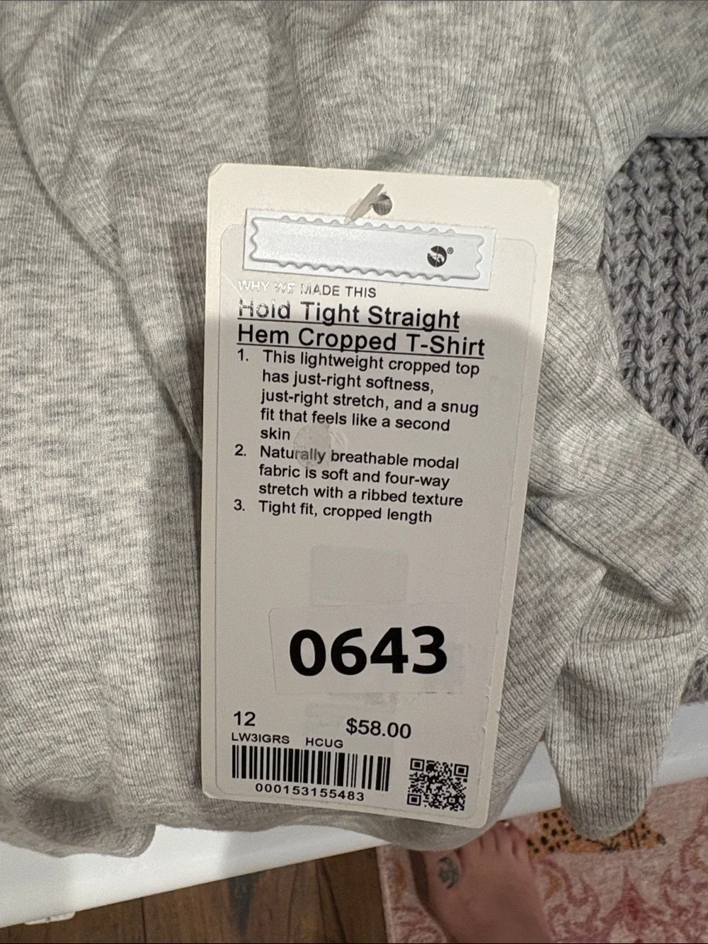 lululemon hold tight straight hem cropped tshirt size 12 NWT - Picture 1 of 1